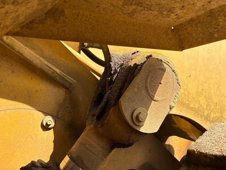 komatsu-wa500-1le-image-44