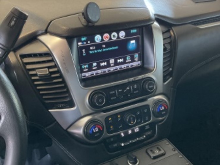 2019-chevrolet-tahoe-image-19