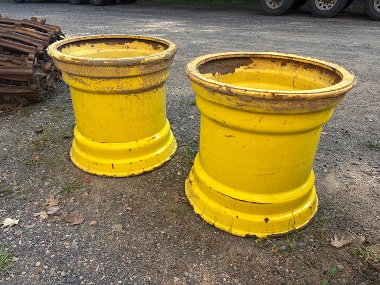#2936-•-(2)-steel-rims-image-4