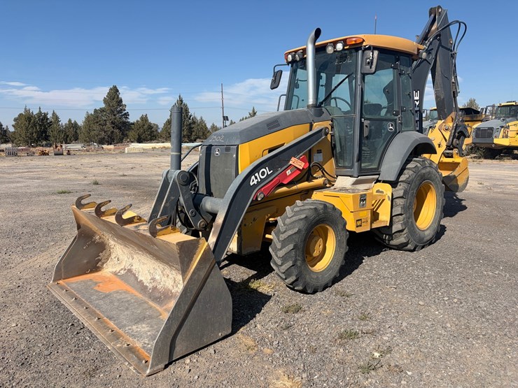 2017-deere-410l-image-1
