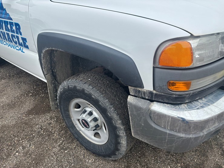 2006-gmc-2500-image-18