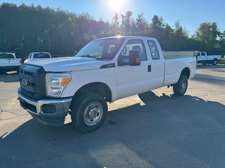 2015-ford-f350-image-1
