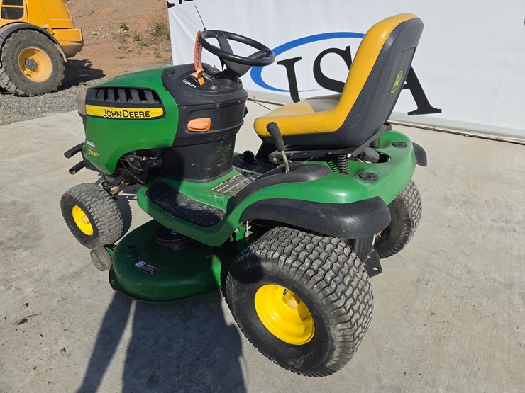 2013-john-deere-d130-image-3