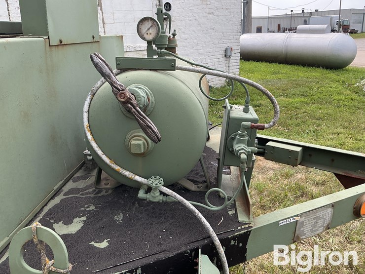 general-steel-1901-road-oil-kettle-heater-trailer-image-19