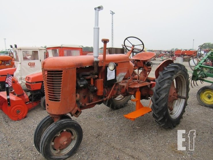 1952-case-ih-vac-78305-image-1