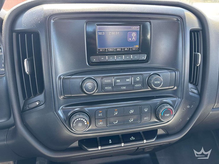 2014-chevrolet-silverado-crew-cab-pickup-truck-image-15
