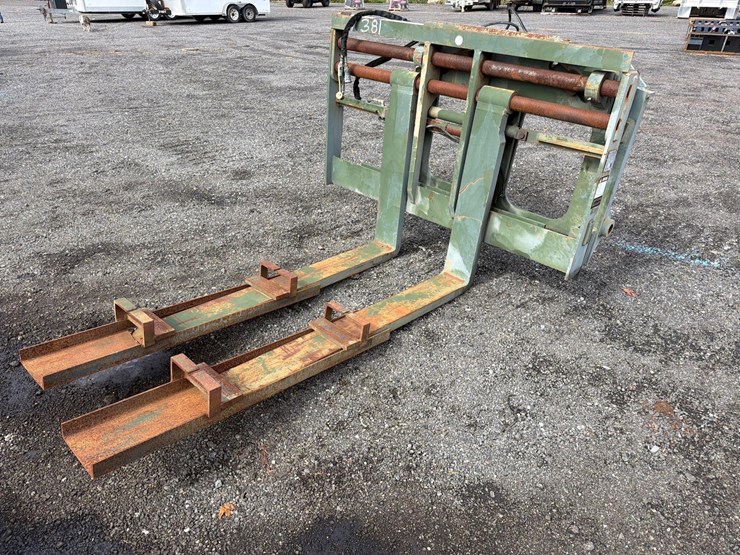 john-deere-624-image-1