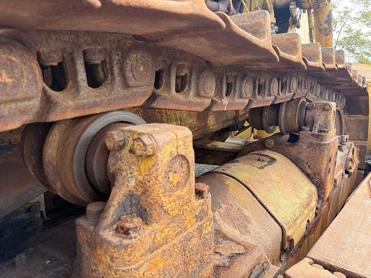 caterpillar-d9h-image-14