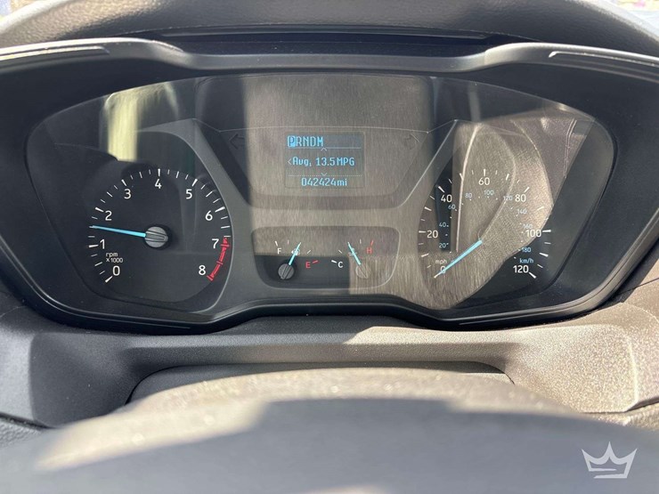 2019-ford-transit-image-14