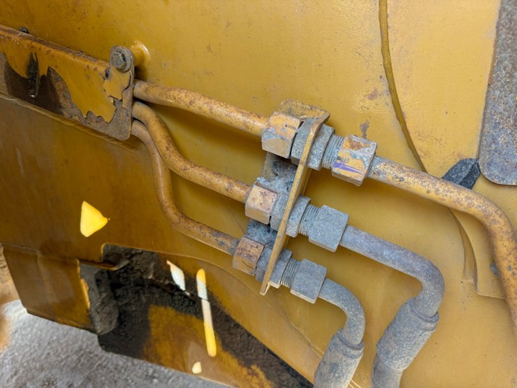 2017-caterpillar-988k-image-78