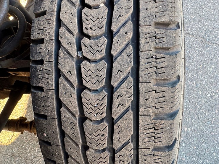 2015-ford-f350-image-56