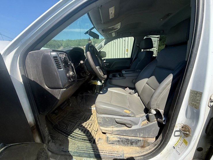 2014-chevrolet-1500-image-32