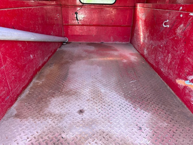 2014-ford-f350-image-40