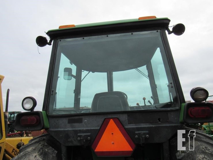 john-deere-4440-image-17