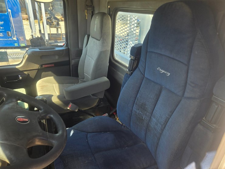 2008-kenworth-t800-image-47