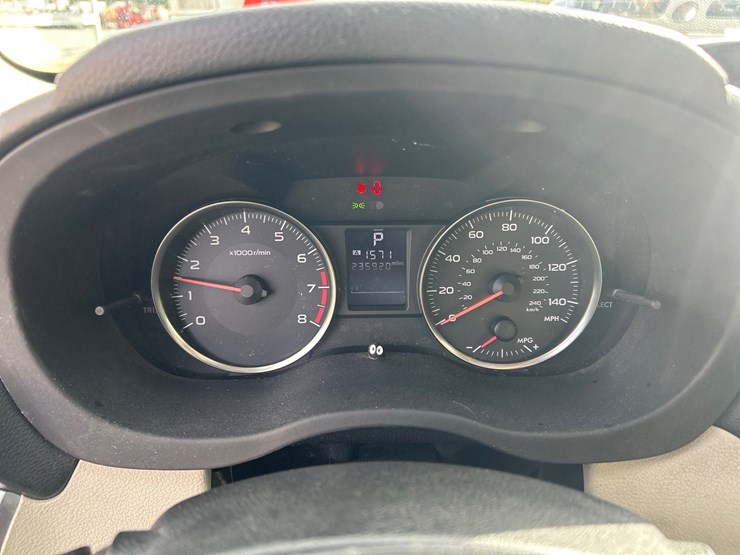 2013-subaru-crosstrek-image-52