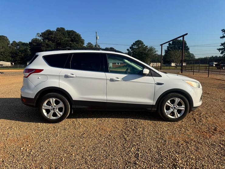 2015-ford-escape-image-6