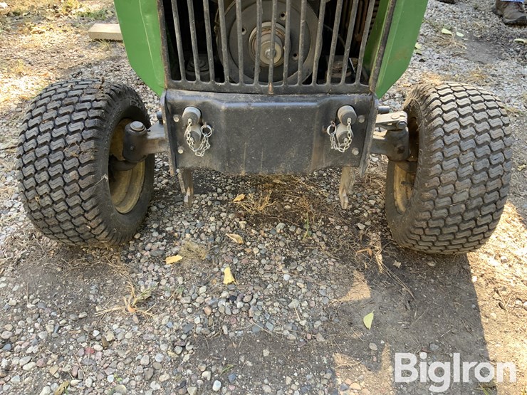 john-deere-317-image-10