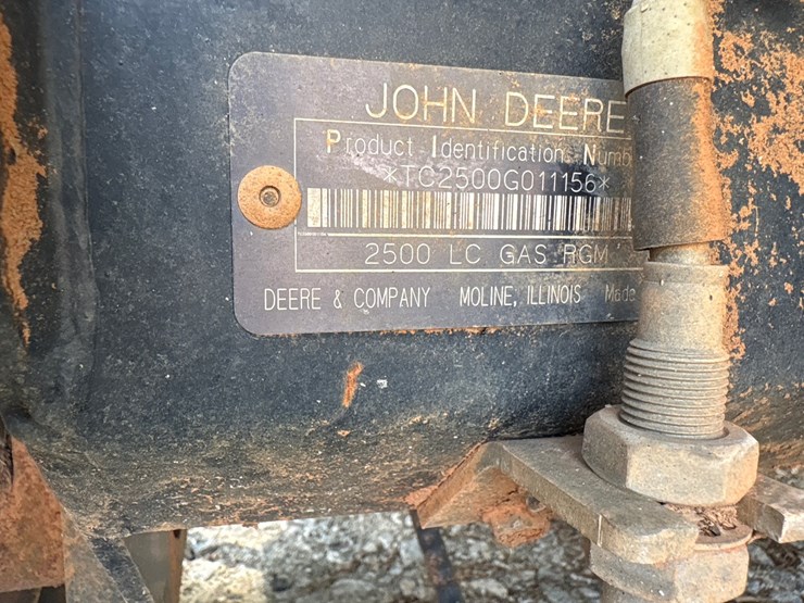 2000-john-deere-2500-image-6