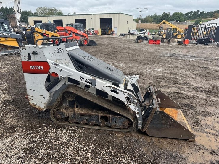 2019-bobcat-mt85-image-7
