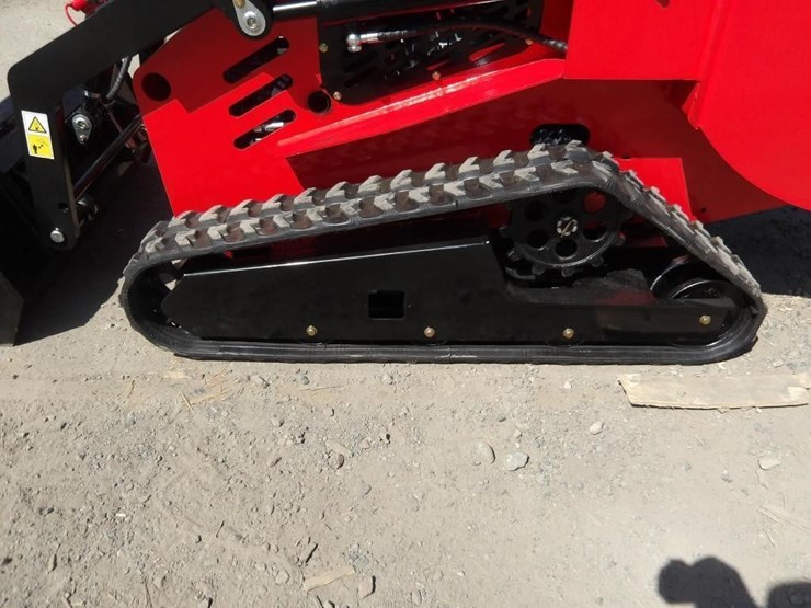 2026-sdlanch-ssl1300-skid-steer-loader-image-9
