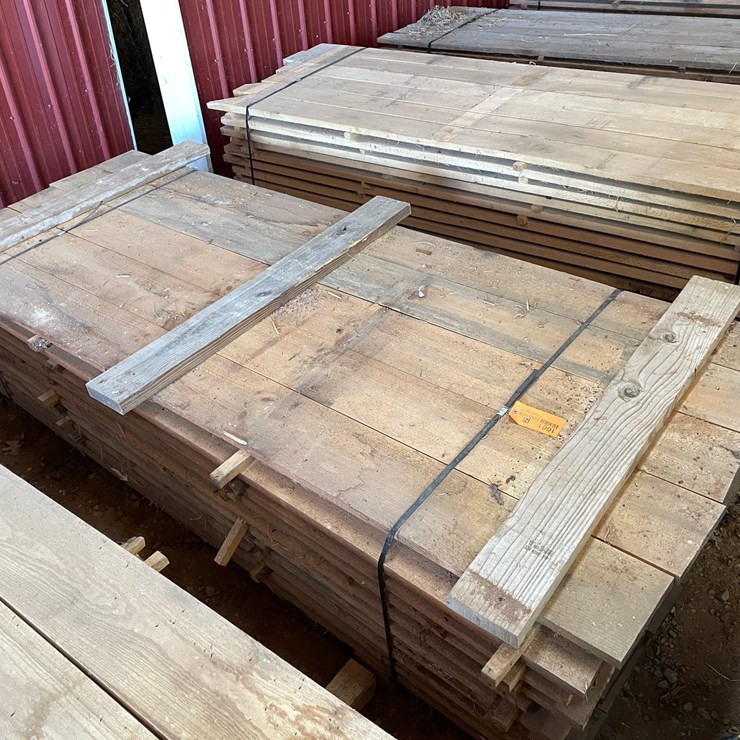 #1661 • Bundle of Pine Boards