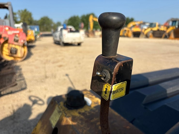 #2407-•-2013-beuthling-b305d-double-drum-smooth-roller-compactor-image-21