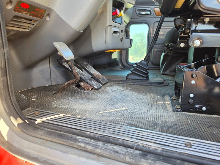 2006-peterbilt-378-image-54