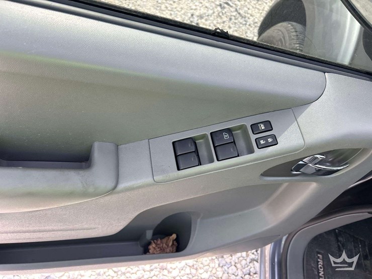 2018-nissan-frontier-image-12