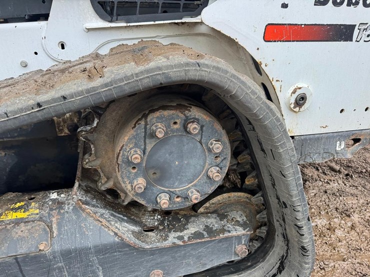 2016-bobcat-t650-image-15