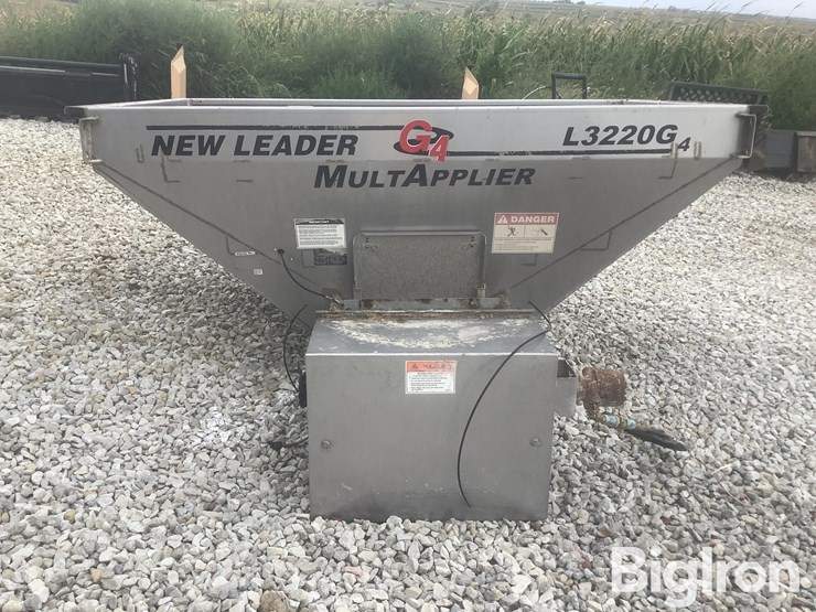 new-leader-l3220g-multapplier-fertilizer-box-image-2