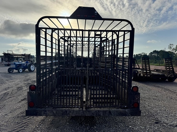 #8738-•-40'-shop-made-stock-trailer-image-7