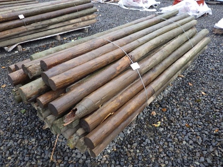 round-wooden-fence-posts-8'l-image-1