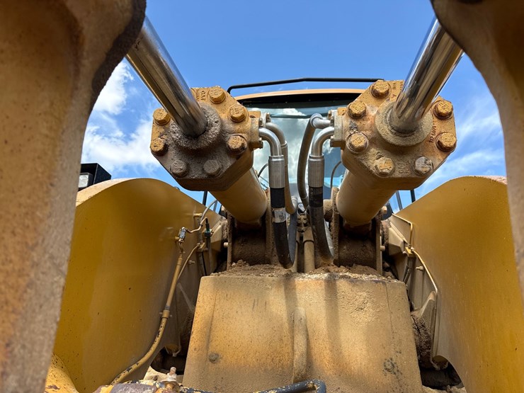 2010-caterpillar-980h-image-21