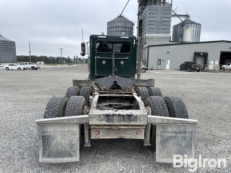 2013-peterbilt-388-image-6
