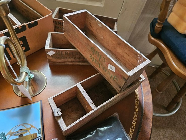 #8001-•-live-on-the-ground-house-hold-items-image-46