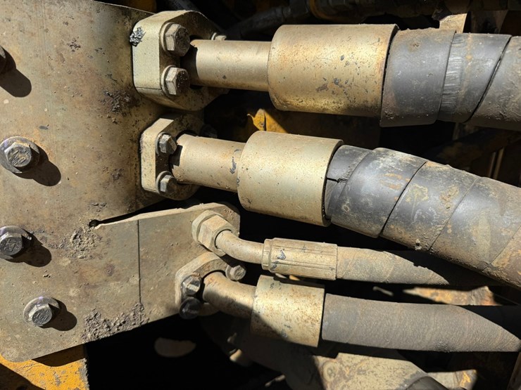 2017-caterpillar-988k-image-98