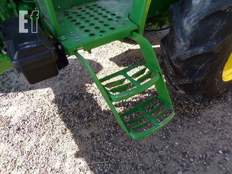 john-deere-5045e-image-5