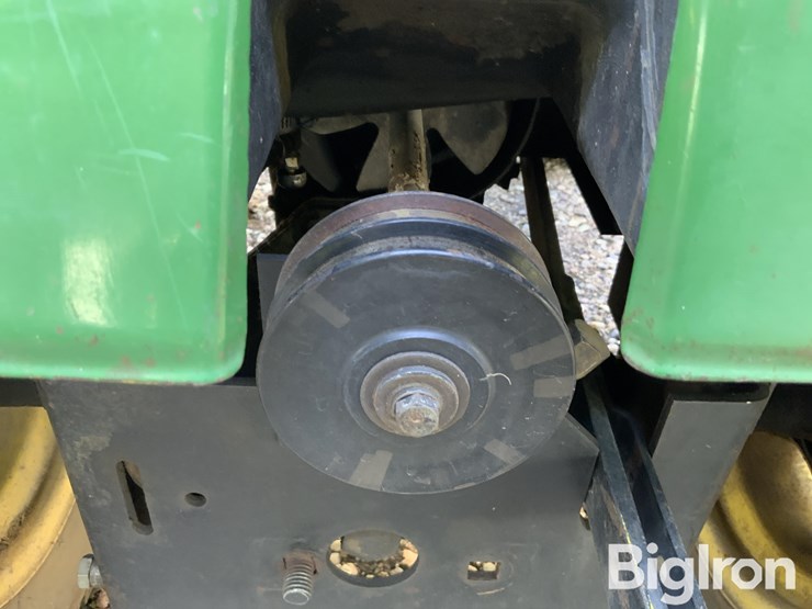john-deere-317-image-13