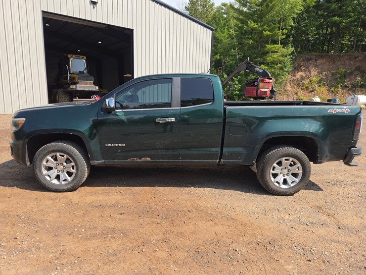 2015-chevrolet-colorado-image-2