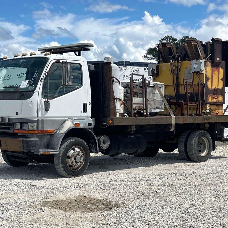1998 MITSUBISHI FUSO FH211