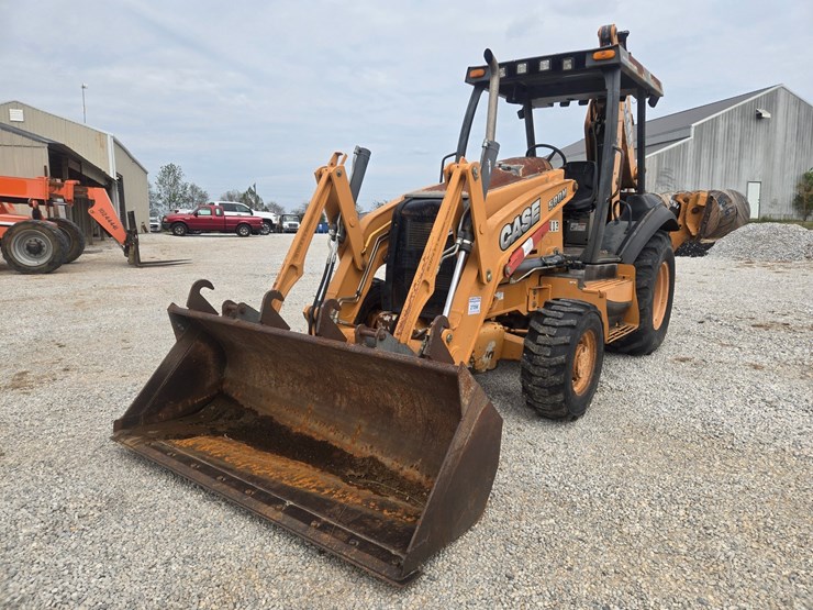 2012-case-580n-image-1