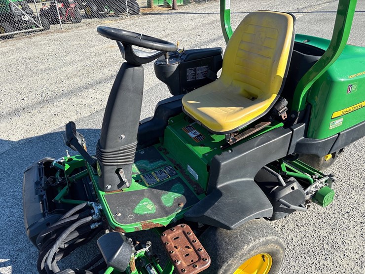 john-deere-2500b-image-7