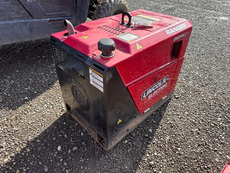 #6098-•-lincoln-electric-260-mpx-ranger-welder-image-6