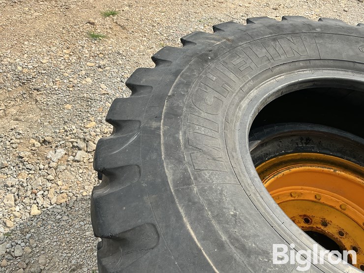 14.00r24-grader-tires-&-rim-image-11