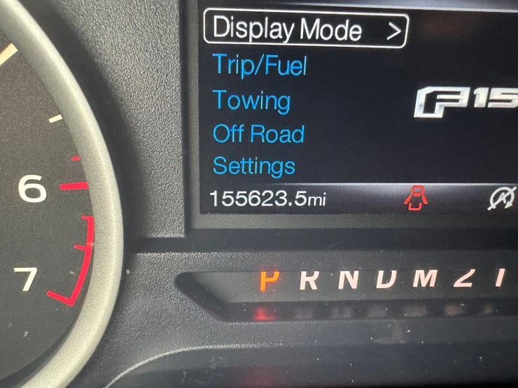 2015-ford-f150-xlt-image-37