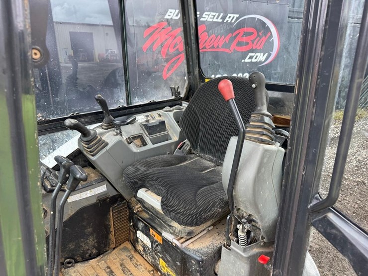 2023-bobcat-e35i-image-22