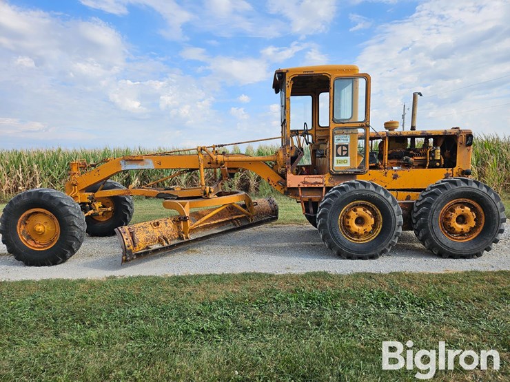 1971-caterpillar-120-image-8