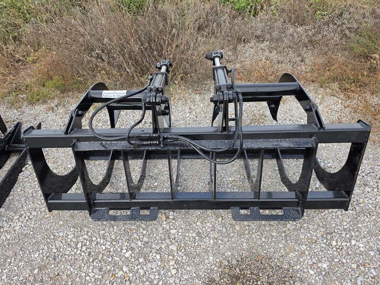 #25298-•-skid-steer-grapple-attachment-image-3