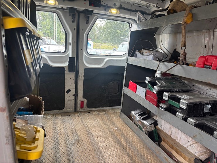 2018-ford-transit-image-54